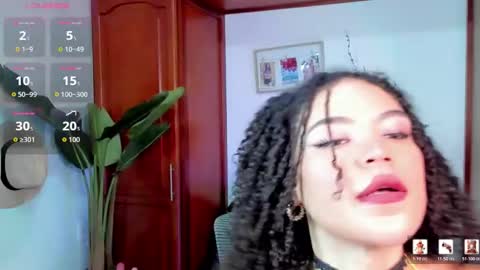 Snapshot of siena_millerr chatting on 02-27-26, 03:34 Vaiolet online show from 02-27-26, 03:34