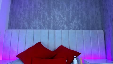 Camila Vargas online show from 02-01-25, 12:05