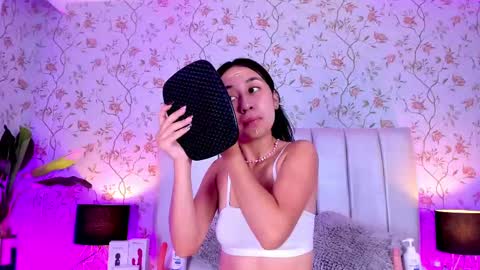 Camila Vargas online show from 02-13-25, 12:11