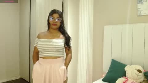 Sienna online show from 10-02-25, 01:07