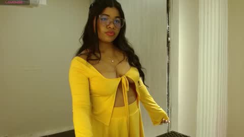 Sienna online show from 10-03-25, 11:07