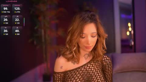 Sienna online show from 10-16-25, 05:25