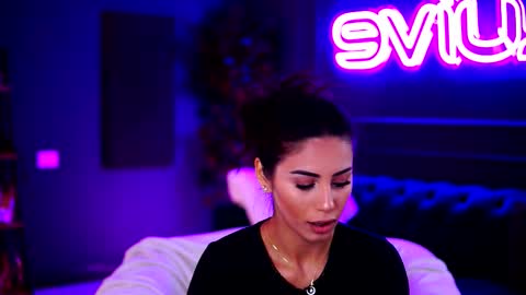 Sienna online show from 11-19-25, 11:43