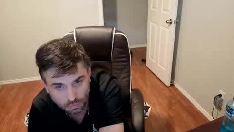 Snapshot of sigmaslayer chatting on 10-23-25, 07:34 sigmaslayer online show from 10-23-25, 07:34