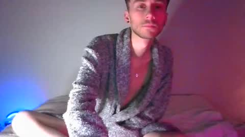 Snapshot of siiimon777 chatting on 03-21-26, 06:18 siiimon777 online show from 03-21-26, 06:18