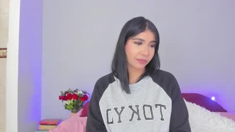 Snapshot of siirena chatting on 10-22-25, 07:02 siirena online show from 10-22-25, 07:02