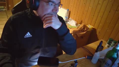 Snapshot of silented7 chatting on 02-08-25, 01:43 silented7 online show from 02-08-25, 01:43