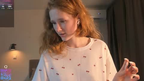 Call me Mia online show from 10-17-25, 06:10