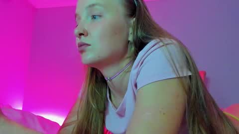Mila online show from 09-12-25, 07:58