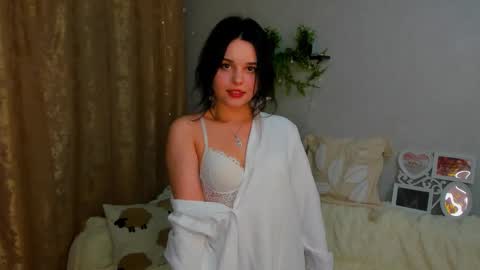 silkyaura online show from 09-22-25, 02:02