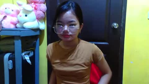 Snapshot of silkykitten_ chatting on 11-21-25, 11:42 silkykitten_ online show from 11-21-25, 11:42