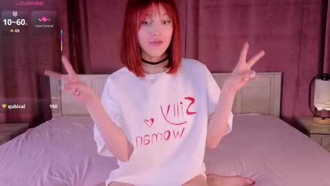 silly___woman online show from 11-30-25, 08:24