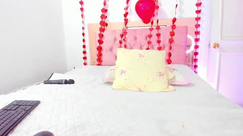 Silvana online show from 02-25-25, 05:25