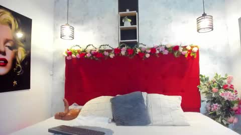 Snapshot of silvannafit chatting on 03-31-26, 11:54 Silvana Fit online show from 03-31-26, 11:54