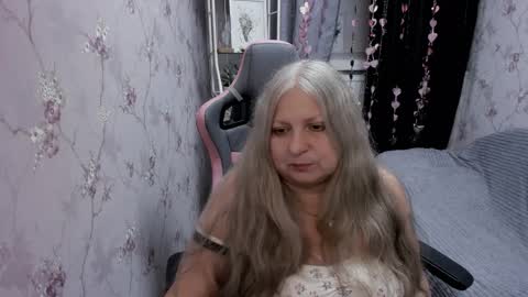 silver_moon_light online show from 09-26-25, 09:30