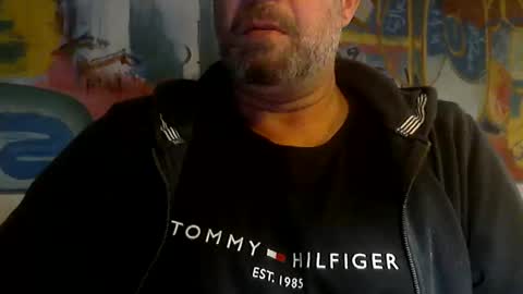 Snapshot of silversurfer1010 chatting on 01-17-25, 02:29 Silver online show from 01-17-25, 02:29