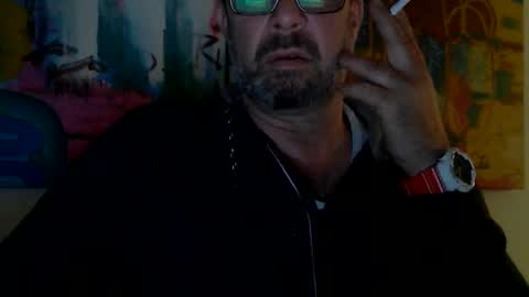 Snapshot of silversurfer1010 chatting on 03-04-25, 10:49 Silver online show from 03-04-25, 10:49