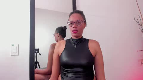 simona_brooke online show from 09-30-25, 09:20