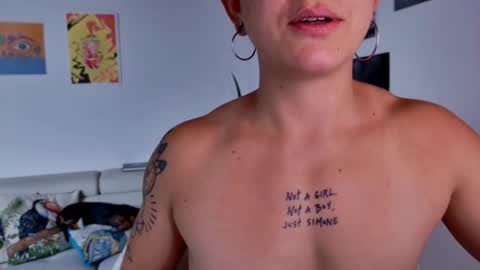 Sim. online show from 10-24-25, 05:42