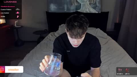 Snapshot of simonwnl chatting on 12-08-24, 02:52 Simon online show from 12-08-24, 02:52