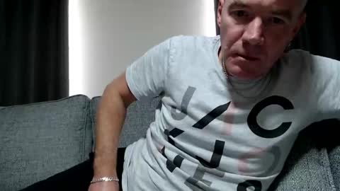 Snapshot of simplelife0 chatting on 09-30-25, 02:00 Ricky online show from 09-30-25, 02:00