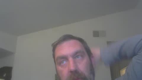 Snapshot of simplesamesq chatting on 02-16-25, 05:26 simplesamesq online show from 02-16-25, 05:26