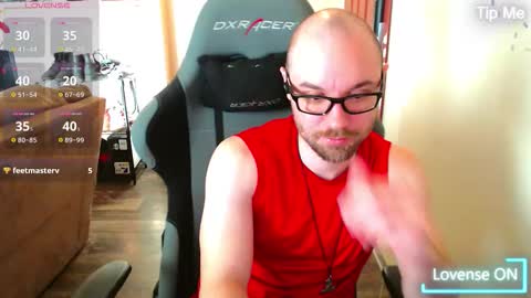 Snapshot of sin_lord chatting on 11-22-25, 10:20 Husky Dad online show from 11-22-25, 10:20