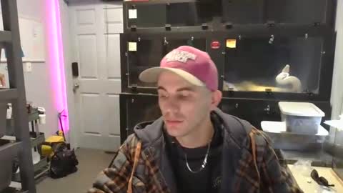 Snapshot of sinfullv chatting on 12-04-24, 06:06 sinfullv online show from 12-04-24, 06:06