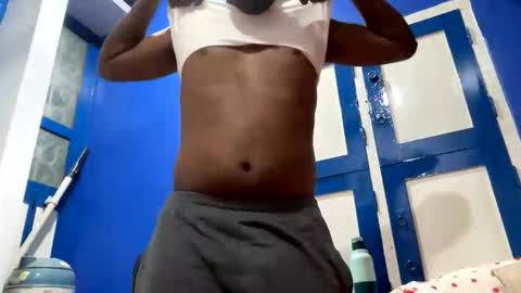 singletamilboy2 online show from 03-01-26, 05:04