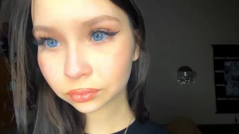 Emma online show from 12-01-25, 11:04