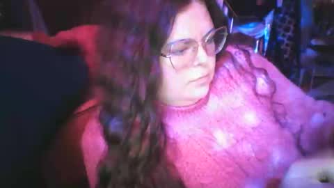 Siofra online show from 02-19-25, 05:49
