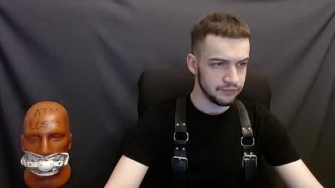 Snapshot of sir_damien chatting on 12-11-24, 02:30 Sir Damien online show from 12-11-24, 02:30