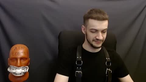 Snapshot of sir_damien chatting on 12-12-24, 02:26 Sir Damien online show from 12-12-24, 02:26