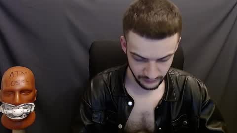 Snapshot of sir_damien chatting on 12-15-24, 04:48 Sir Damien online show from 12-15-24, 04:48