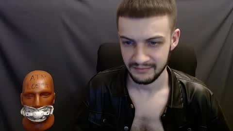 Snapshot of sir_damien chatting on 01-05-25, 12:10 Sir Damien online show from 01-05-25, 12:10