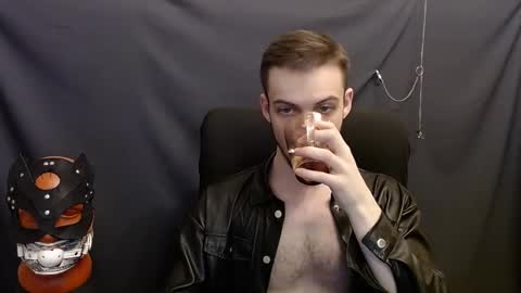 Snapshot of sir_damien chatting on 01-14-25, 04:50 Sir Damien online show from 01-14-25, 04:50