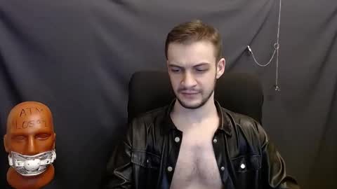 Snapshot of sir_damien chatting on 01-15-25, 03:11 Sir Damien online show from 01-15-25, 03:11