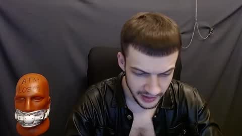 Snapshot of sir_damien chatting on 01-18-25, 03:31 Sir Damien online show from 01-18-25, 03:31