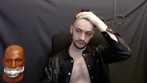 Snapshot of sir_damien chatting on 01-22-25, 11:32 Sir Damien online show from 01-22-25, 11:32