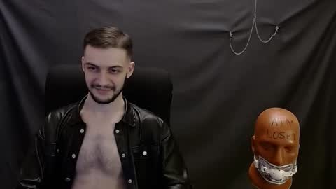 Snapshot of sir_damien chatting on 01-24-25, 03:00 Sir Damien online show from 01-24-25, 03:00