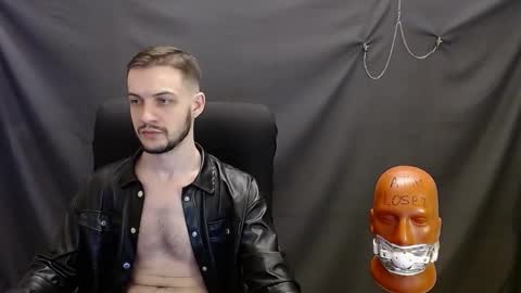 Snapshot of sir_damien chatting on 01-24-25, 08:54 Sir Damien online show from 01-24-25, 08:54