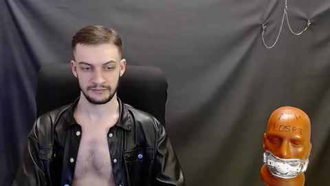 Snapshot of sir_damien chatting on 01-26-25, 02:24 Sir Damien online show from 01-26-25, 02:24