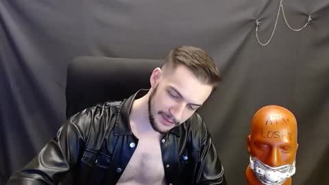 Snapshot of sir_damien chatting on 01-29-25, 02:51 Sir Damien online show from 01-29-25, 02:51