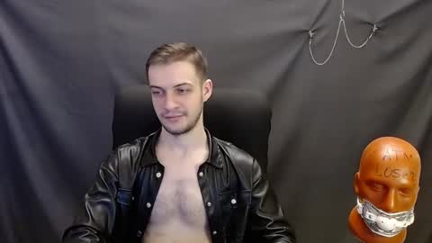 Snapshot of sir_damien chatting on 02-04-25, 09:31 Sir Damien online show from 02-04-25, 09:31