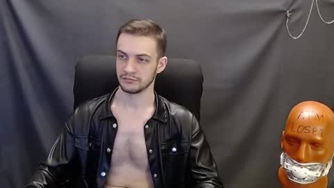 Snapshot of sir_damien chatting on 02-08-25, 05:40 Sir Damien online show from 02-08-25, 05:40