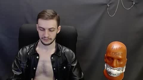 Snapshot of sir_damien chatting on 02-12-25, 05:37 Sir Damien online show from 02-12-25, 05:37