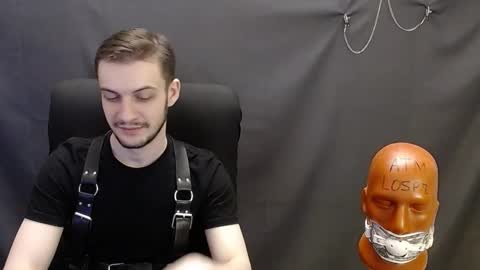 Snapshot of sir_damien chatting on 02-12-25, 09:11 Sir Damien online show from 02-12-25, 09:11