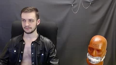 Snapshot of sir_damien chatting on 02-16-25, 08:44 Sir Damien online show from 02-16-25, 08:44