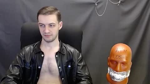 Snapshot of sir_damien chatting on 02-25-25, 02:47 Sir Damien online show from 02-25-25, 02:47