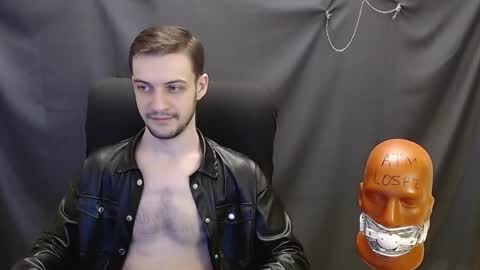 Snapshot of sir_damien chatting on 03-02-25, 08:29 Sir Damien online show from 03-02-25, 08:29